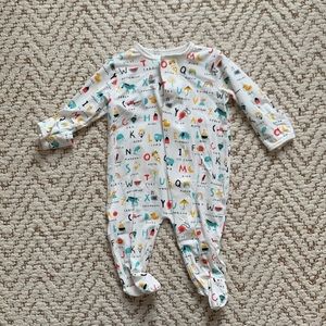 Magnetic Me Alphabet Footie